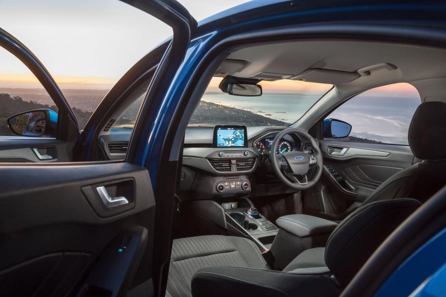 Интерьер Ford Focus Trend 2018 года  (AU) (фото 19 из 21)
